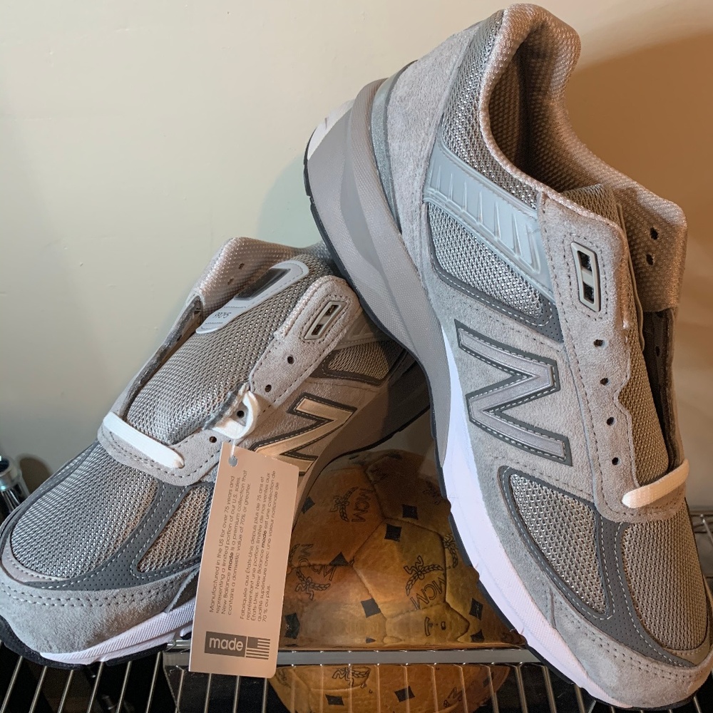 New Balance 990v5 Men's Size 9.5